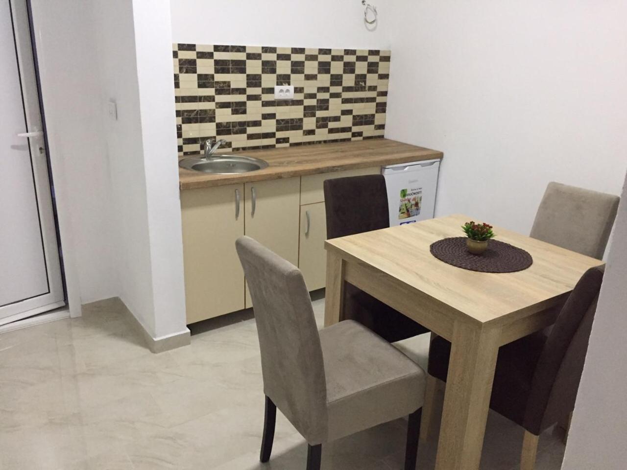 Idealhouse Apartments Ulcinj Extérieur photo